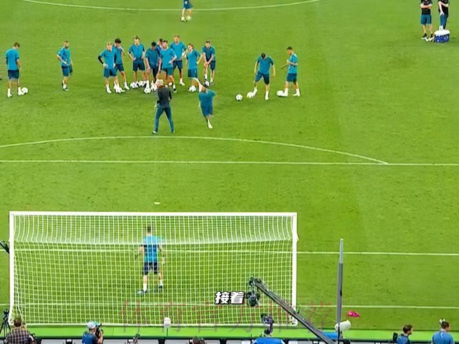 沙特媒体:C罗将现场观战西超杯皇马VS马竞的比赛 沙特媒体:C罗将现场观战西超杯皇马VS马竞的比赛